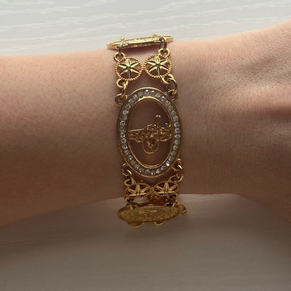 Gold Coin Link Bracelet with Oval Crystal Medallion - Women Jewelry - Picture 3 of 7